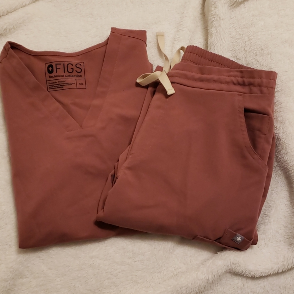 Mauve XS, XXS Figs Scrubs Set (Top and Pants)